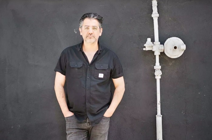 همه بازیگریم