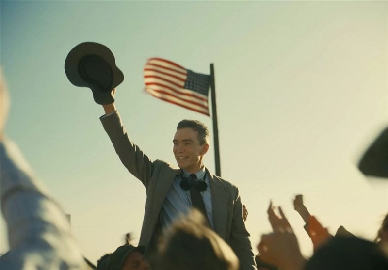  آیا فیلم جدید نولان مدافع خالق بمب اتم است؟ 