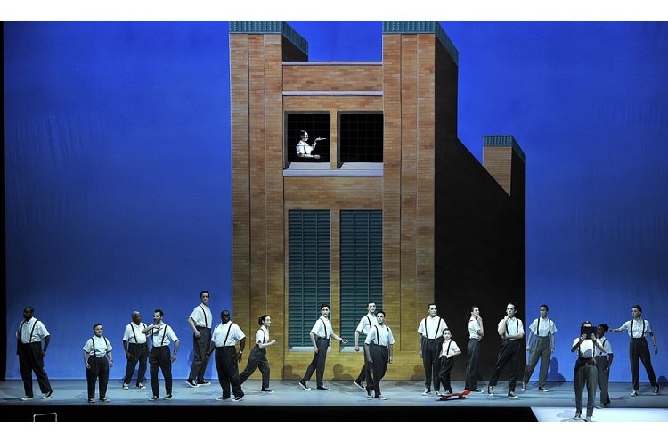  نگاهی به کتاب زیبایی‌شناسی کنش اجرایی، نوشته اریکا فیشر-لیشته؛ افسون مجدد تئاتر