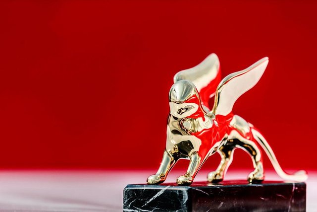 شیر طلایی ونیز به «بیچارگان» رسید  شیر طلایی ونیز به «بیچارگان» رسید