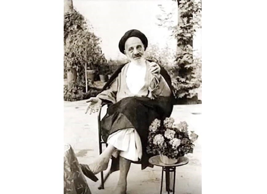 توجیه عجیب صداوسیما درباره سانسور قلیان کنار یک روحانی توجیه عجیب صداوسیما درباره سانسور قلیان کنار یک روحانی