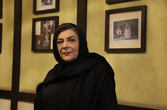 بازیگران حرفه‌ای که برای رفتن مقابل دوربین پول می‌دهند!