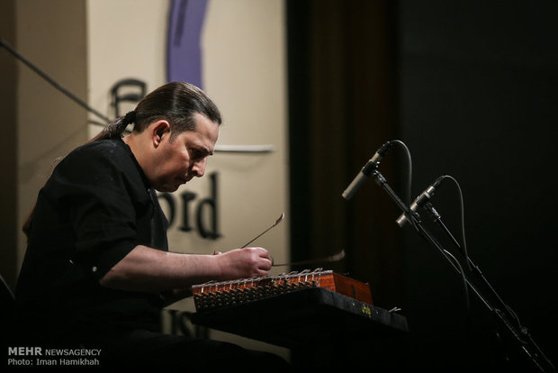 موسیقی فیلم «سنتوری» کتاب شد