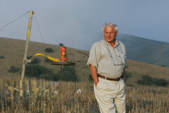  مستند نیمه‌کاره اکبر عالمی تمام شد