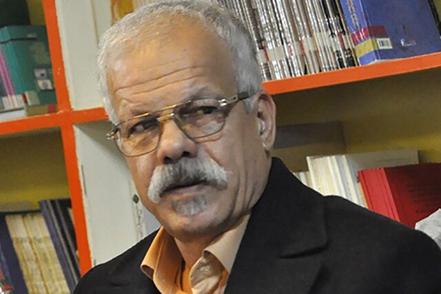  تبریک کانون نمایش‌نامه‌نویسان و مترجمان تئاتر ایران به عباس جهانگیریان