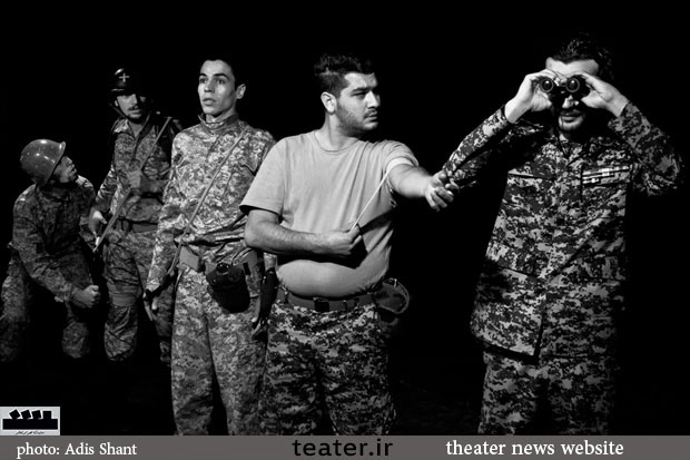 گزارش تصویری نمایش «قمقمه های ژنرال» کارگردان: آرمان وحیدی