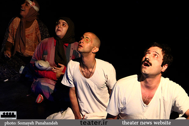 گزارش تصویری نمایش «چشم بر هم زدن» کارگردان: محمدحسین زیکساری