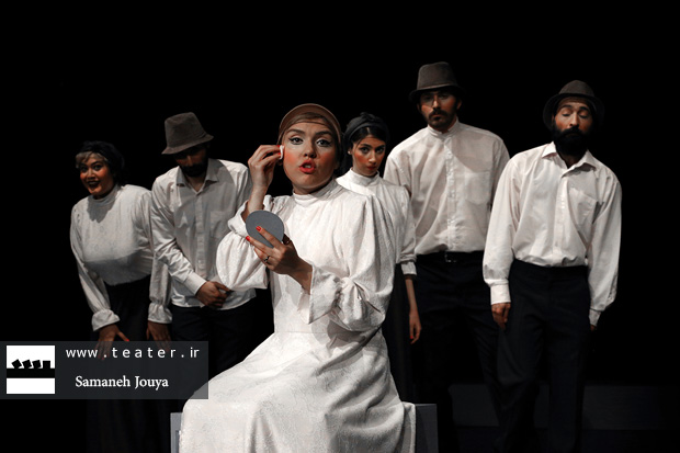 گزارش تصویری - نمایش مسئولیت شکستن سکوت مطلق - کارگردان: شیوا مسعودی