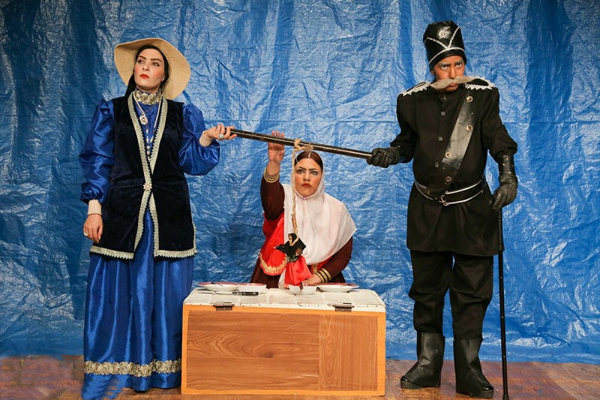 «عدالت قجری» در تماشاخانه «دیوار چهارم»