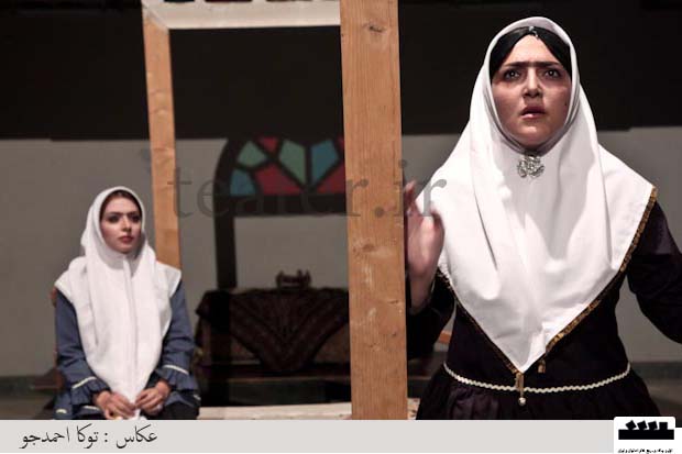 گزارش تصویری -ِ  نمایش  کبوتری ناگهان ، کارگردان:حسن شاه علی