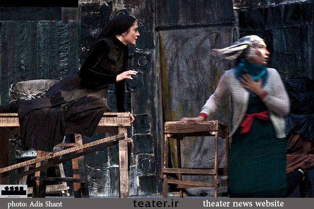 گزارش تصویری نمایش «دراعماق» کارگردان: مصطفی عبدالهی