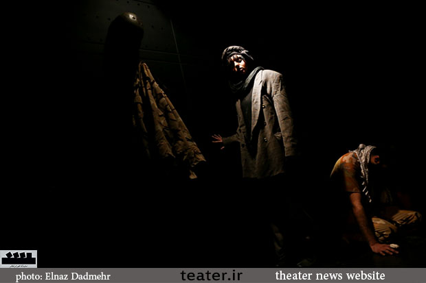 گزارش تصویری نمایش «تک سرباز» کارگردان: عباس عبدالله زاده (شماره 1)