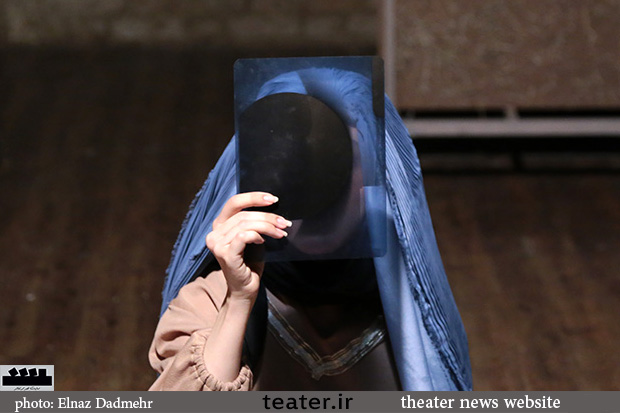 گزارش تصویری نمایش «خروس» کارگردان: سارا کریمیان اقبال