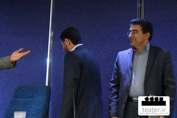 قادر آشنا: نمی‌خواهم خودم را تحمیل کنم