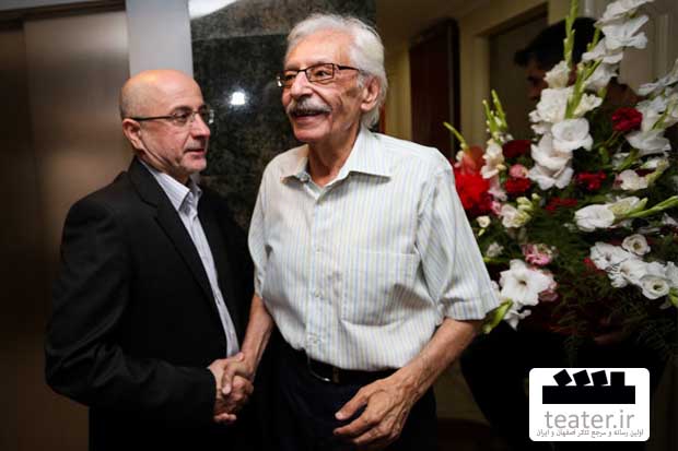 مرادخانی به دیدار مشایخی رفت / «تیغ سانسور را کُند کنید» مرادخانی به دیدار مشایخی رفت / «تیغ سانسور را کُند کنید»