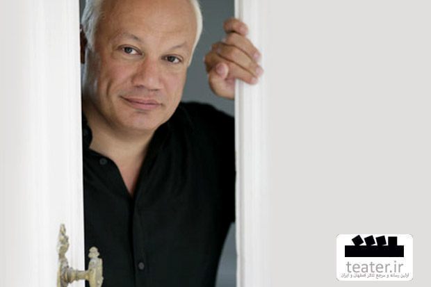 اشمیت: فقط 1 درصد از اجراهای نمایشنامه‌هایم را می‌بینم