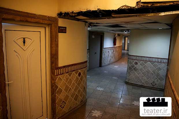 هادی مرزبان: با تعطیلی کامل و ناگهانی «تئاترشهر» مخالفم