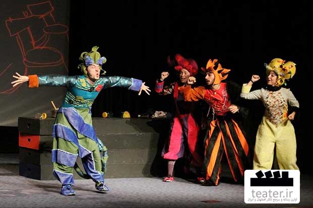فرخوان چهارمین جشنواره نمایش های عروسکی و صحنه اي استان فارس منتشر شد