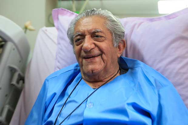 گله‌ها و دغدغه‌های عزت‌الله انتظامی در تخت بیمارستان