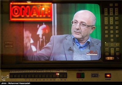 عکس های مرادخانی در پشت صحنه «مجله تئاتر»