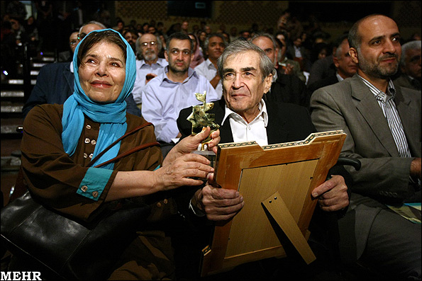 زندگی هنری و خانوادگی سمندریان و روستا جلوی دوربین 