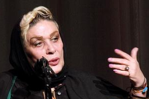 کناره‌گیری محبوبه بیات از بازی در یک نمایش