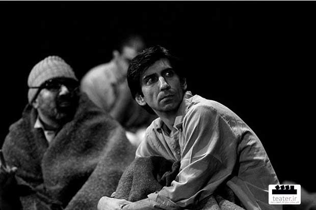 تئاتر شهر محل اجراهای آماتوری شده است/ بازیگران تئاتر زکات می دهند