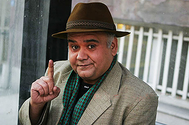 اکبر عبدی سال 93 را در تئاتر می‌گذراند/ از 