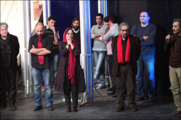 حضور کم‌رنگ هنرمندان در حمایت از بازیگر تئاتر