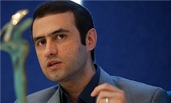 اکبرنژاد: ندیدن فیلم آثار شهرستان‌ها در جشنواره فجر، فریبکاری است