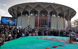 معرفی نمایش‌های خیابانی اولین روز جشنواره تئاتر فجر