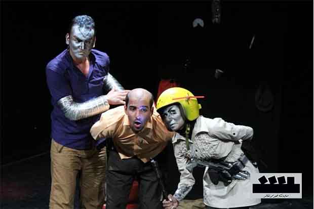 شیراز/یادداشت/به بهانه اجرای نمایش هدفن