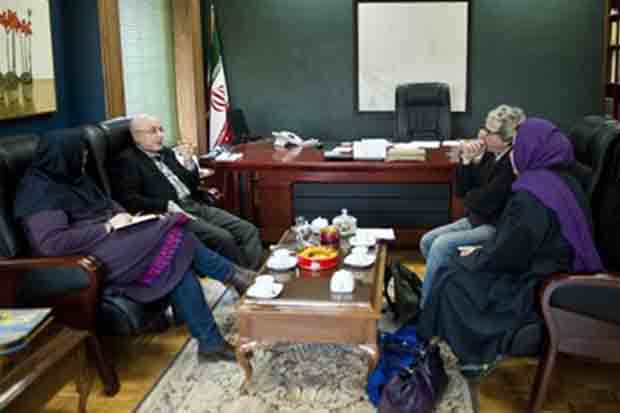 ژان پیر تیبودا :علاقه‌مندیم پذیرای گروه‌های تئاتری از ایران باشیم