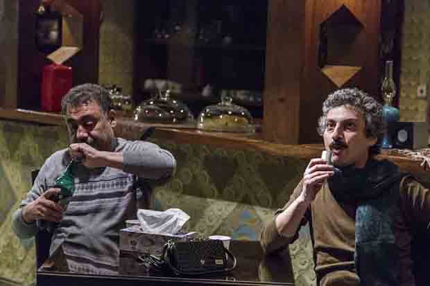 ارژنگ امیرفضلی: دوست دارم سالی یک تئاتر بازی کنم