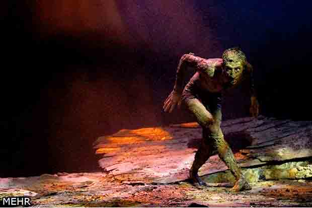 آموزش تئاتر در کارگاه «قورباغه آب‌پز»/ حضور خانم‌ها ممنوع!