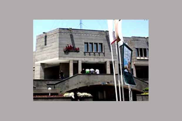 نمایش «سلام و خداحافظ» در فرهنگسرای ارسباران به روی صحنه می رود