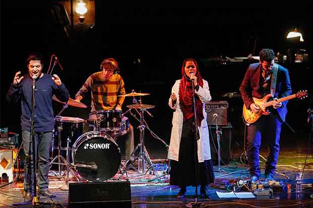 اهالی موسیقی و تئاتر به تماشای در روزهای آخر اسفند نشستند