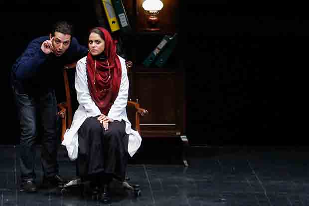 نمایش«در روزهای آخر اسفند» ویژه‌ی دانشجویان