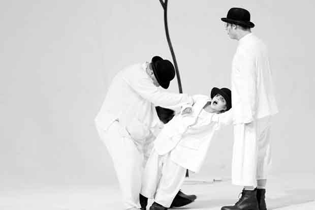 «در انتظار گودو»‌ روزانه 12 میلیون تومان می‌فروشد