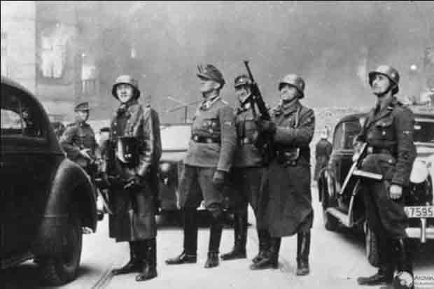 «اکتبر 1942» یادآوری می‌شود/ «دانلود بی دانلود» آماده‌ می شود