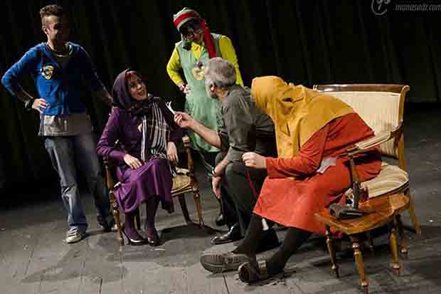 آناهیتا همتی: تلاش می‌کنم، نقش طنز را جدی بازی کنم