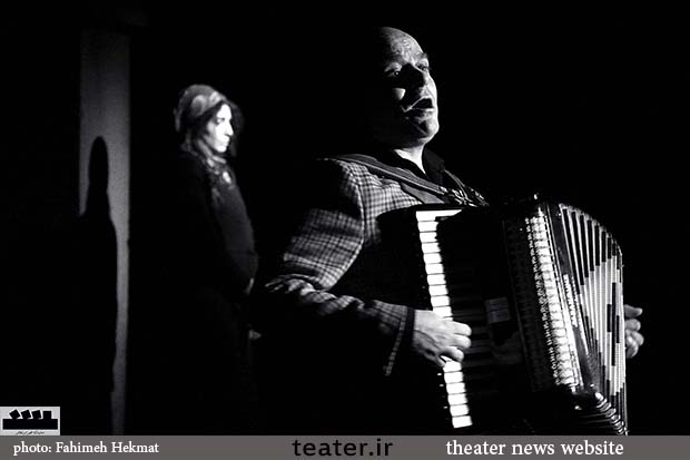 نقدی بر نمایش «من چه‌جوری ممکنه یه‌پرنده باشم؟»/جهان فیزیک و متافیزیک