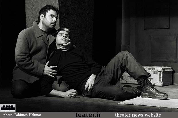 مجموعه عکس‌های نمایش «من چه جوری ممکنه...» فروخته شد