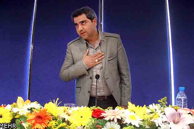 اتابک نادری: هیچ کار ی به من تحمیل نشده است