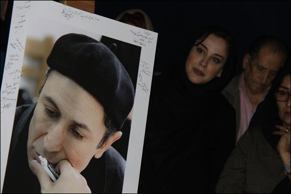 احمد آقالو پس از سالها به تئاترشهر آمد