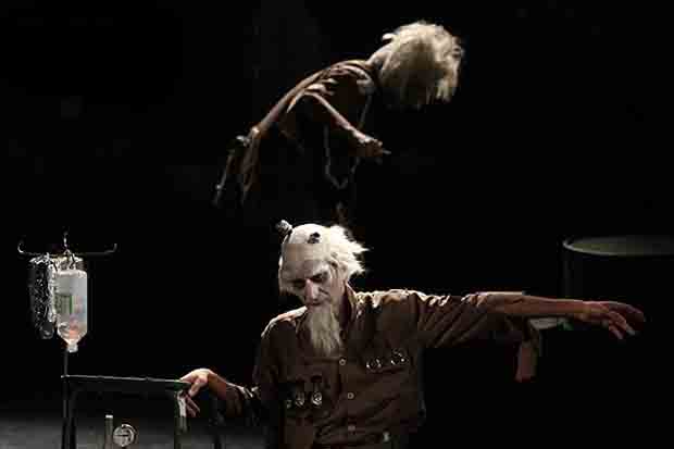 جلسه نقد و بررسی نمایش « خرمگس» برگزار می شود