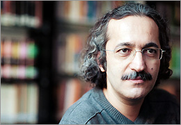 گفتگو با محمد یعقوبی: رپرتوار باعث ماندگاری ادبیات نمایشی ایران می‌شود