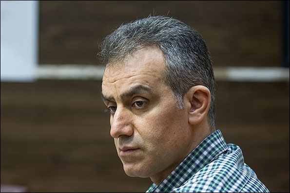 شهرام کرمی از دبیری جشنواره تئاتر کودک کناره گیری کرد