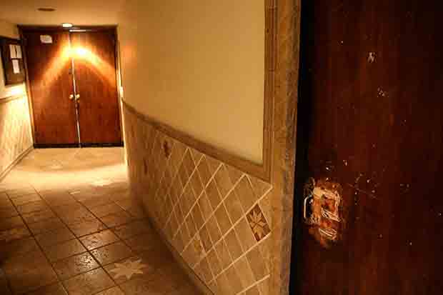 تئاتر شهر را به تاجر سنگ نسپارید!