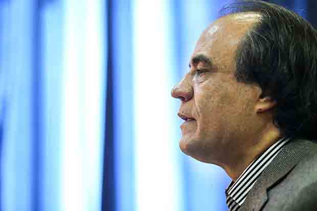 نشان ویژه خانه تئاتر به سیف‌الله صمدیان اهدا می‌شود